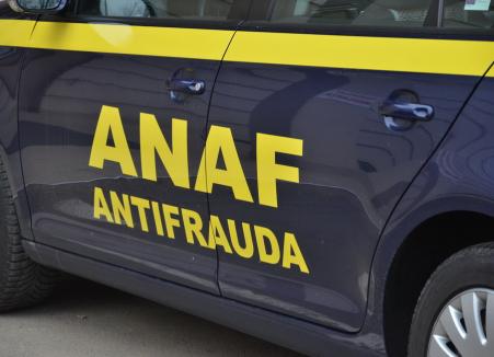 Inspector al Direcţiei Antifraudă Oradea, trimis în judecată pentru o şpagă de 15.000 euro
