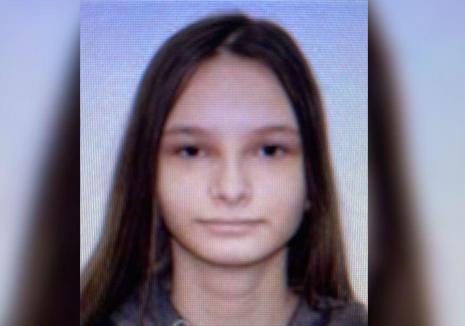 Ați văzut-o pe Antonia? O fată de 17 ani din Oradea e căutată de familie și de poliție. UPDATE: S-a întors acasă