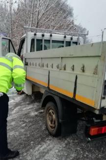 Amenzi şi permise reţinute pentru lipsa anvelopelor de iarnă, în Bihor (FOTO)