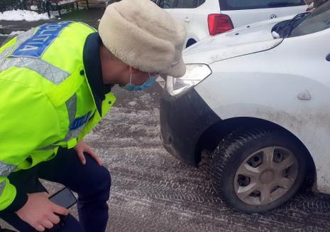 Amenzi şi permise reţinute pentru lipsa anvelopelor de iarnă, în Bihor (FOTO)