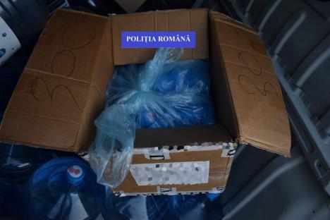 Cumpăna falsă: Un bărbat din Oradea a fost prins că vindea apă chioară în bidoanele firmei de apă minerală. Poliţia şi DSP fac verificări
