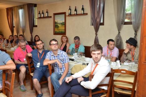 hipMenu s-a lansat la Oradea. Aplicaţia care îţi permite să comanzi mâncarea cu un click (FOTO)