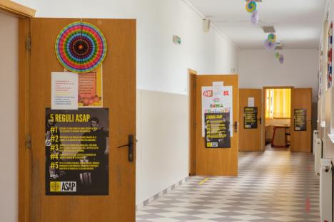 'Şcolile verzi' - primii paşi pentru educare şi implementare a unei infrastructuri de colectare selectivă a deşeurilor prin programul ASAP România