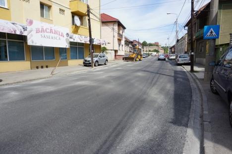 A fost finalizată asfaltarea străzii Louis Pasteur din Oradea (FOTO)