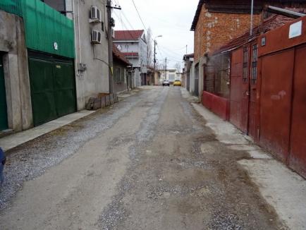 Şapte străzi centrale din zona fostei întreprinderi Sinteza vor fi asfaltate (FOTO)