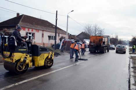 Au început plombările în Oradea. 58 de străzi pline cu gropi au fost reparate