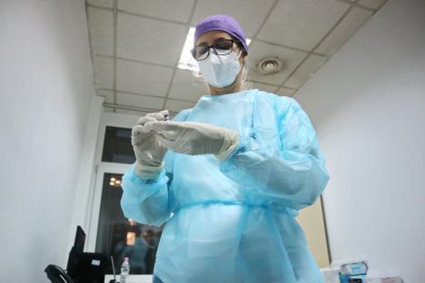 Covid în Bihor: încă 10 decese confirmate, 97 de persoane diagnosticate, 495 de cadre medicale vaccinate