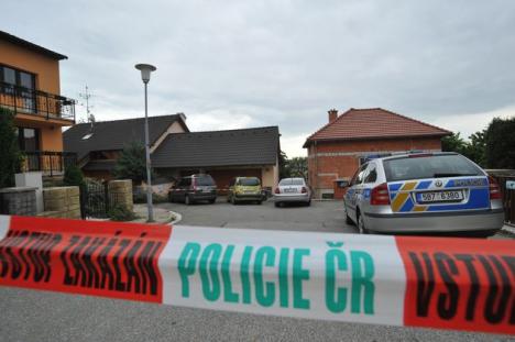 Atac armat în Cehia: Cel puţin nouă persoane au murit