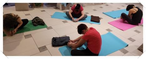 'Ne vindecăm împreună': Ore de yoga, kinetoterapie în apă şi întâlniri cu specialiști, toate gratuite pentru pacienţii oncologici (FOTO)