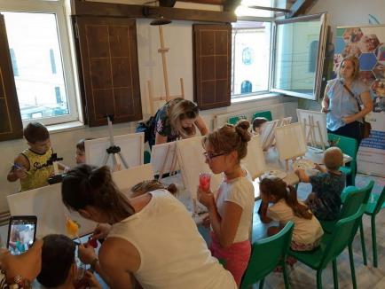 Start la atelierele Smartistactiv pentru copii: De la pictură şi modelaj, până la bune maniere sau program afterschool (FOTO)