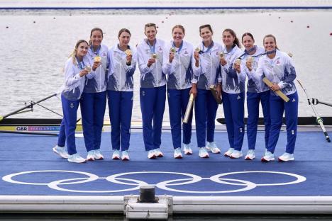 O nouă medalie de aur pentru România la Jocurile Olimpice. A fost obținută la canotaj, de echipa feminină 8+1 (FOTO)