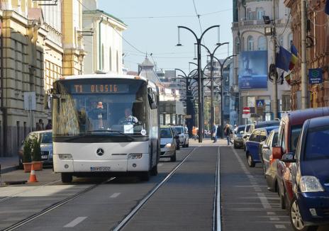 Agresiune în trafic, în Oradea: Șofer de autobuz, bătut într-o stație. Un tânăr s-a ales cu dosar penal