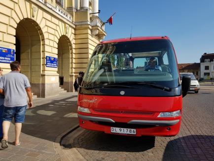 OTL s-a dotat cu un autobuz decapotabil pentru turişti (FOTO / VIDEO)