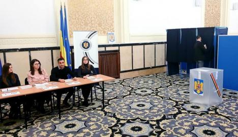 Alegeri prezidenţiale: Românii din diaspora au început să voteze
