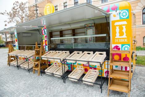 Producătorii bihoreni pot folosi de Crăciun, în premieră, food truck-urile cumpărate pentru ei de Consiliul Județean (FOTO)