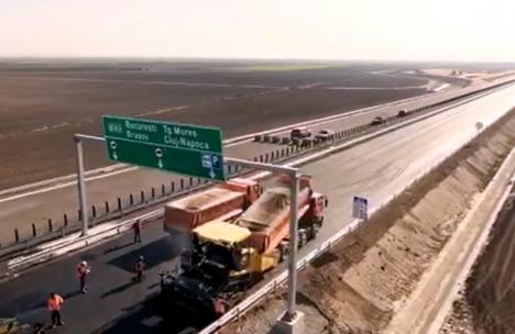 Cum arată secţiunea Biharia-Borş a Autostrăzii Transilvania. E gata în proporţie de 84% (VIDEO)