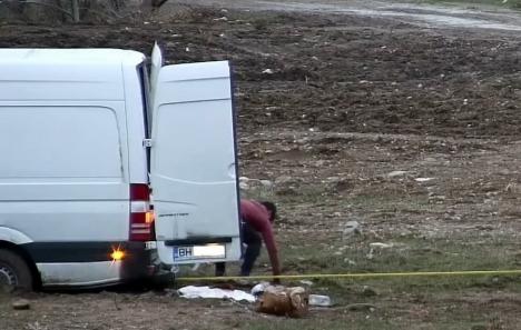 Garda de Mediu: Prima maşină confiscată în Bihor, pentru că transporta ilegal gunoaie! (FOTO)