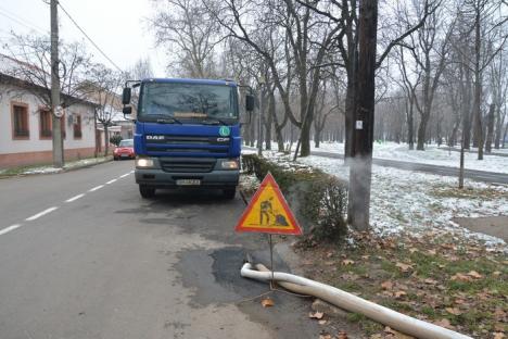 Avarie de proporţii! Trei cartiere din Oradea au rămas fără căldură şi apă caldă (FOTO / VIDEO)