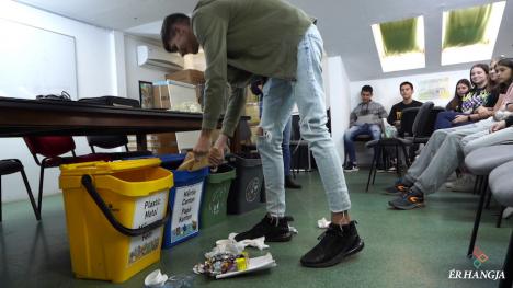 Elevii din Săcueni au învățat să colecteze separat deșeurile (FOTO)