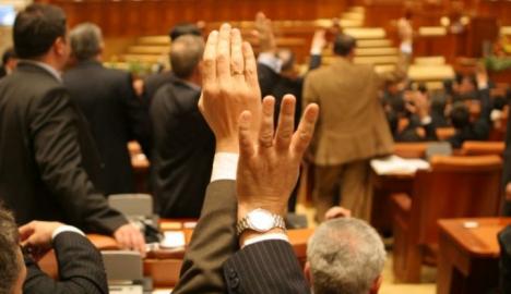 Deputaţii din Comisia Juridică au dat aviz favorabil arestării Elenei Udrea