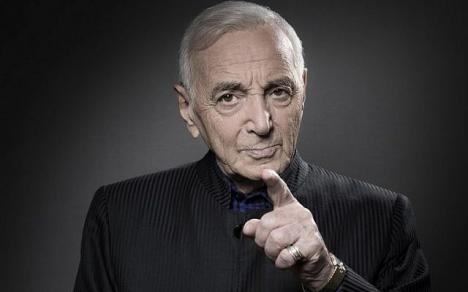 94 de ani: A murit Charles Aznavour, unul dintre cei longevivi cântăreţi francezi