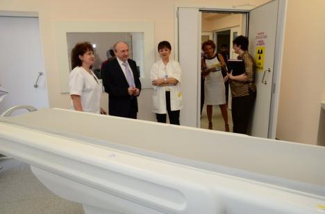 Spitalul Judeţean are un tomograf nou-nouţ, luat pe bani europeni (FOTO)