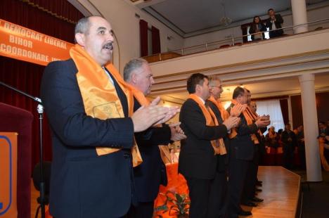 Kiss a făcut show la alegerile PDL Bihor (FOTO / VIDEO)