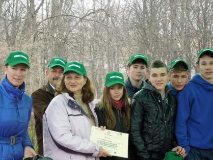 Au alergat de Ziua Pământului, pentru a promova mişcarea în aer liber (FOTO)