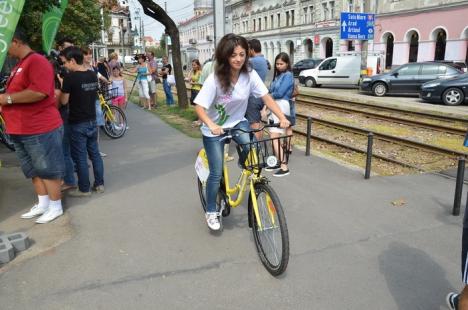 Pe două roţi: Orădenii ar putea închiria biciclete de la chioşcurile OTL (FOTO)