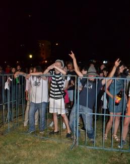 Serbările Cetăţii 2012: Concertele de vineri au strâns puţini orădeni (FOTO)