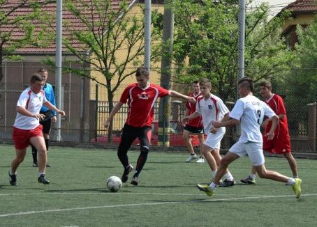 Trofeul FC Bihor: Fotbaliştii de la Ady Endre s-au răzbunat pe echipa de la Ioan Bococi, iar LPS şi Ghibu au făcut egal (FOTO)