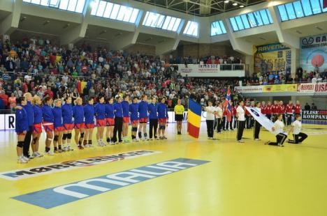 Handbalistele tricolore s-au bătut de la egal la egal cu campioanele olimpice şi mondiale (FOTO)