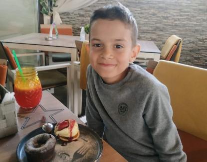 Apel la donare de sânge: Un băiețel de 11 ani din Oradea are nevoie de ajutor!
