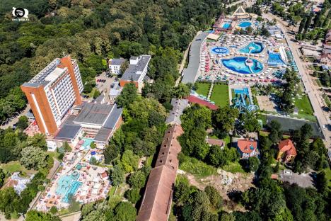 Reacție a companiei Turism Felix la știrile privind închiderea provizorie a unor hoteluri din stațiune