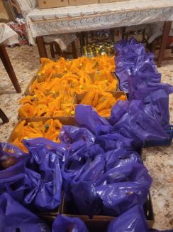 Sărbătoarea solidarităţii: Bihorenii au donat 34 de tone de alimente pentru persoanele vulnerabile din judeţ (FOTO)
