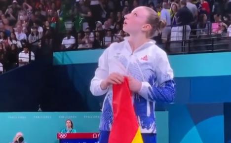 Gimnasta Ana Maria Bărbosu, aproape de o medalie de bronz la JO 2024. A ratat podiumul după contestația unei americance (VIDEO)