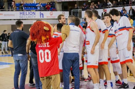 Baschet: CSM CSU Oradea a câştigat cu 70-61 jocul cu SCM U Craiova