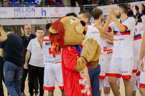 Baschet: CSM CSU Oradea a câştigat cu 70-61 jocul cu SCM U Craiova