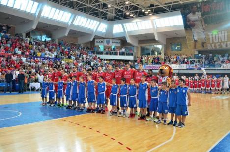 CSM Oradea s-a înscris în FIBA EuroChallenge. Daniel Popescu - primul baschetbalist care și-a prelungit contractul cu 2 ani