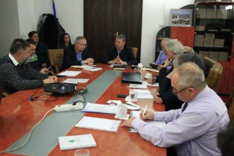 7 milioane euro! Consiliul Judeţean anunţă că va construi bazine de înot în 9 oraşe şi municipii din Bihor (FOTO)