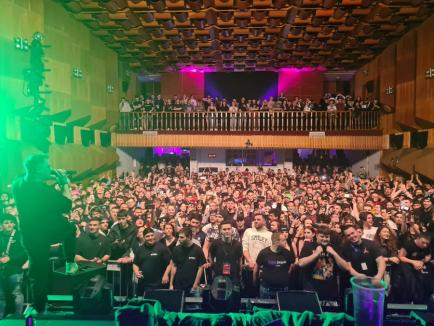 Primul concert al trupei Bazooka în Oradea: sute de fani au cântat împreună cu „Satana” şi „Echo” (FOTO/VIDEO)