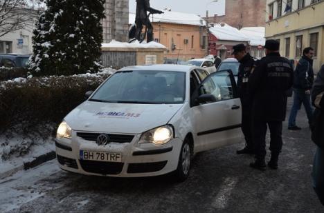 Aproape 20 de tone de alimente au plecat din Oradea către sinistraţii din Ialomiţa (FOTO)