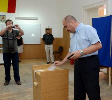 Ilie Bolojan: "Am votat pentru demiterea preşedintelui Băsescu!" (FOTO)