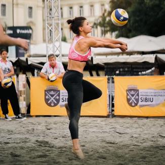Echipele clubului CSU Oradea au disputat finala mică a Cupei României la beach-volley