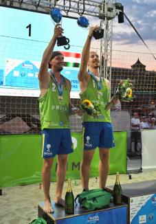 Oradea Beach Volleyball Tournament a ajuns la final. Vaida Beata - Nagy Eszter și Chafic Saliba - Joe El Azzi, perechile câștigătoare (FOTO)