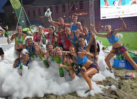 Oradea Beach Volleyball Tournament a ajuns la final. Vaida Beata - Nagy Eszter și Chafic Saliba - Joe El Azzi, perechile câștigătoare (FOTO)