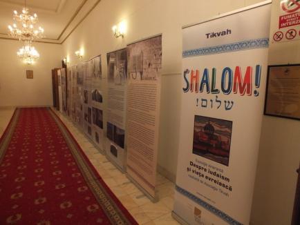 Expoziţia "Shalom!" care prezintă tradiţii evreieşti, lansată cu un recital al Klezmer Band (FOTO/VIDEO)