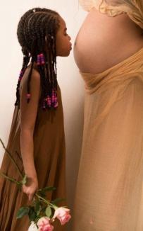 Beyonce este însărcinată cu gemeni (FOTO)