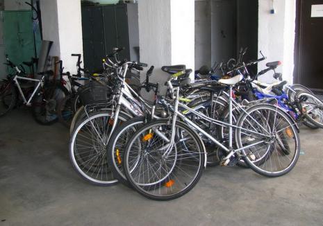 Hoţ de biciclete în vârstă de 29 de ani, arestat de Judecătoria Oradea