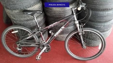 Hoţ de biciclete, prins de polițiști: 6 biciclete furate au fost recuperate (FOTO)